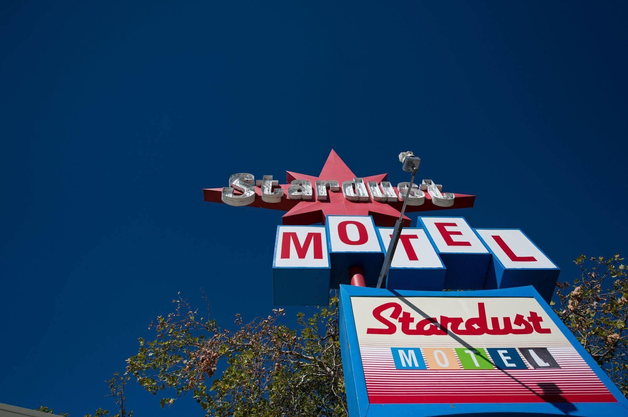 Stardust Motel Redding Zewnętrze zdjęcie